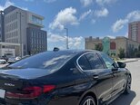 BMW 530e-11