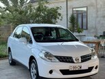 Nissan Tiida-1