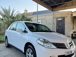 Nissan Tiida-4