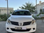 Nissan Tiida-9