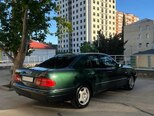 Mercedes E 200-4