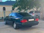 Mercedes E 200-5