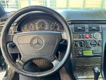 Mercedes E 200-8