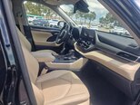 Toyota Highlander-16