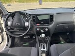 Kia Rio-3