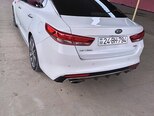Kia Optima-4
