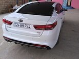 Kia Optima-5