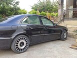 Mercedes E 240-3