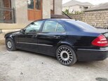 Mercedes E 240-4
