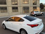 Hyundai Accent-5