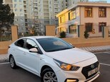 Hyundai Accent-4