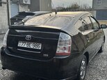 Toyota Prius-13