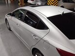 Hyundai Elantra-6