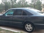 Mercedes E 240-2