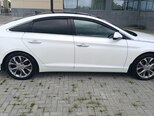 Hyundai Sonata-3