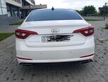 Hyundai Sonata-2