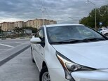 Toyota Prius-6