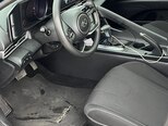 Hyundai Elantra-8