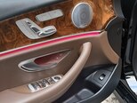 Mercedes E 300-11