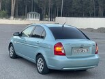 Hyundai Accent-4