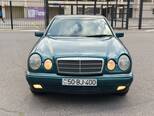 Mercedes E 290-1