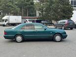 Mercedes E 290-11