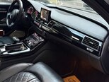 Audi A8-5