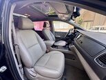 Kia Carnival-11