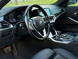 BMW 330e-7