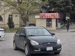 Hyundai Accent-1