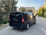Mercedes Viano-5