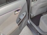 Toyota Prius-12