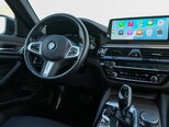 BMW 530e-16
