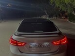 Hyundai Elantra-5