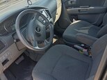 Kia Carens-6