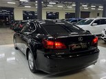 Lexus IS 220d-6