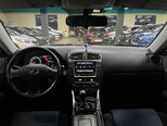 Lexus IS 220d-10