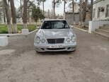 Mercedes E 220-1
