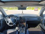 Mercedes E 320-5