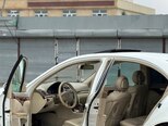Mercedes E 320-9