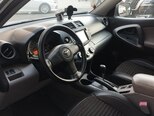Toyota RAV4-8