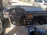 Mercedes 230 TE-3