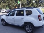 Renault Duster-6