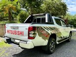 Mitsubishi L200-4