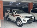 Mitsubishi L200-1