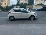 Hyundai i20-4