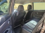 Nissan Tiida-12