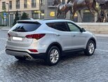 Hyundai Santa Fe-12