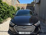 Hyundai Elantra-4