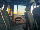 Jeep Wrangler-14